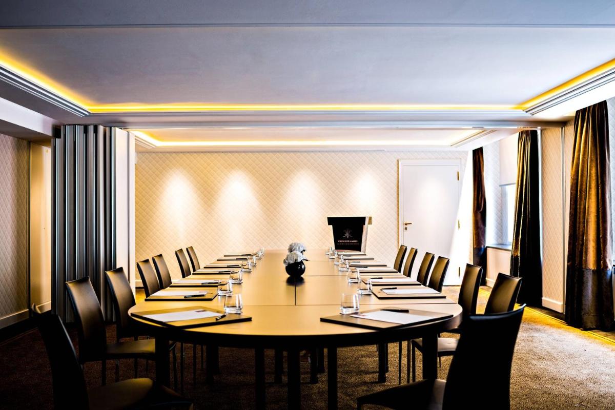 Prince de Galles, a Luxury Collection hotel, Paris