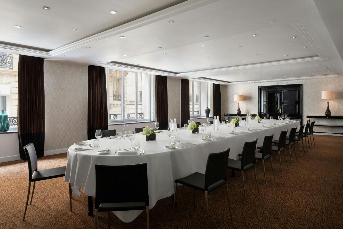 Prince de Galles, a Luxury Collection hotel, Paris