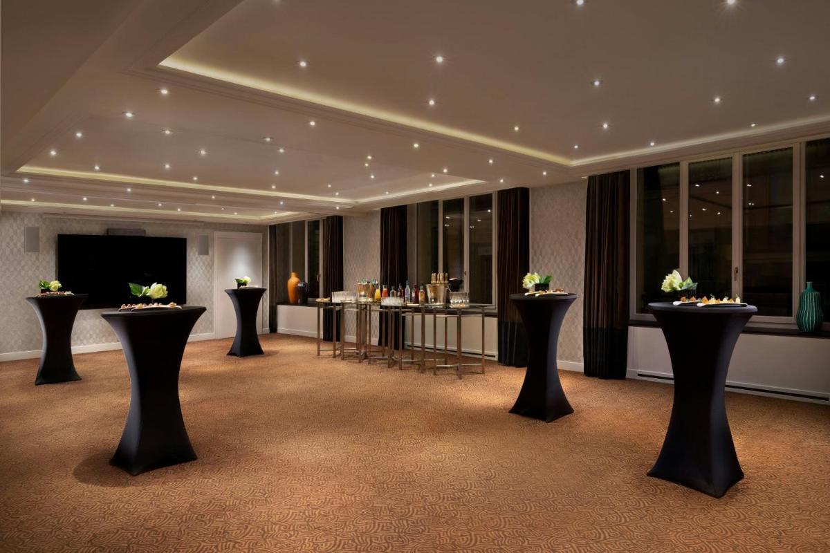Prince de Galles, a Luxury Collection hotel, Paris