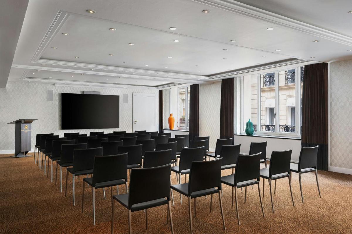 Prince de Galles, a Luxury Collection hotel, Paris