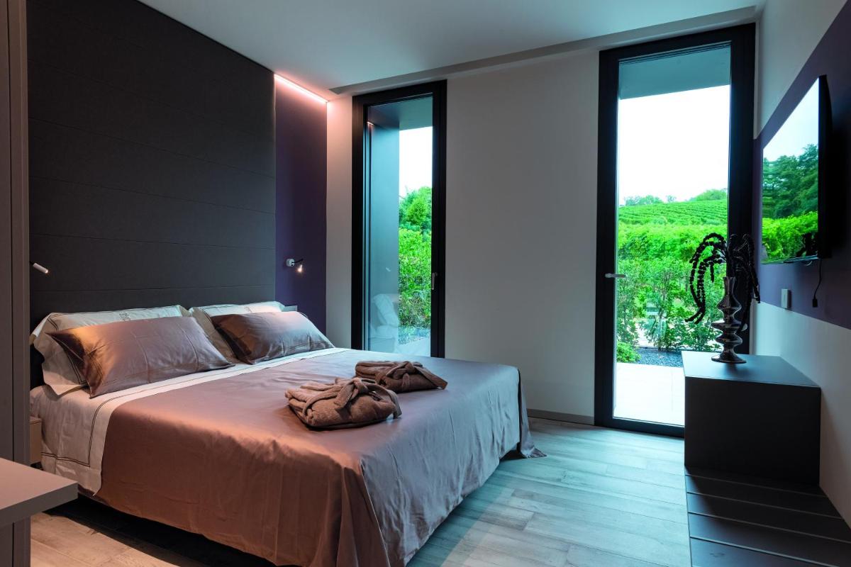 Progress Country & Wine House