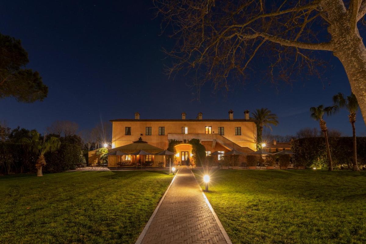 QC Grand Hotel Roma