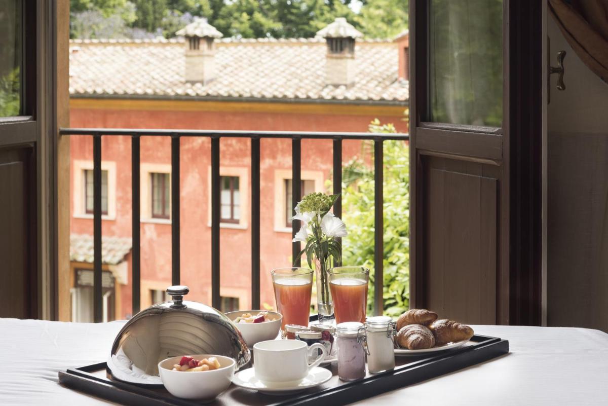 QC Grand Hotel Roma