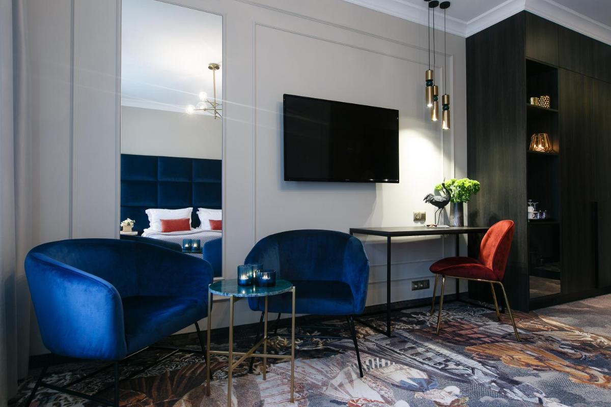 Queen Boutique Hotel