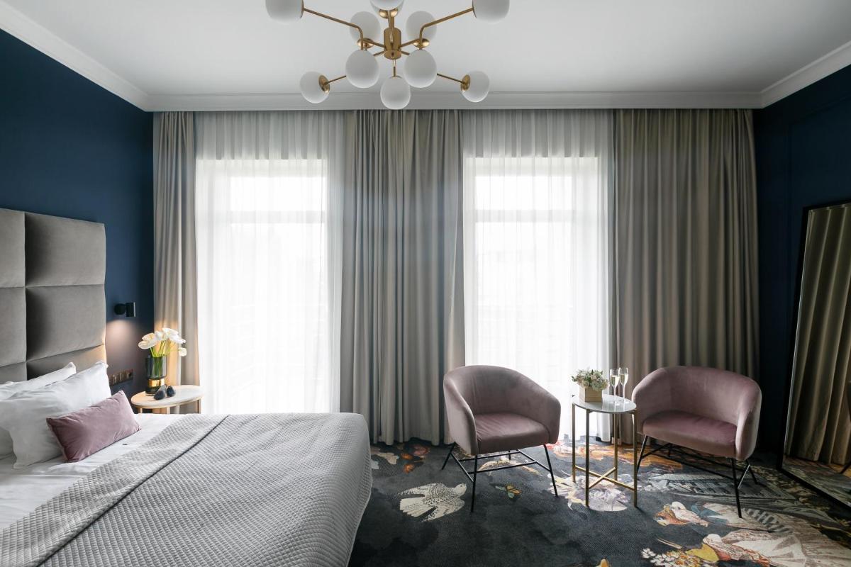 Queen Boutique Hotel