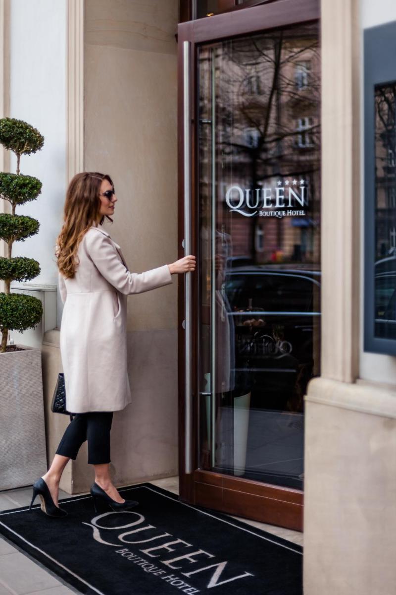 Queen Boutique Hotel