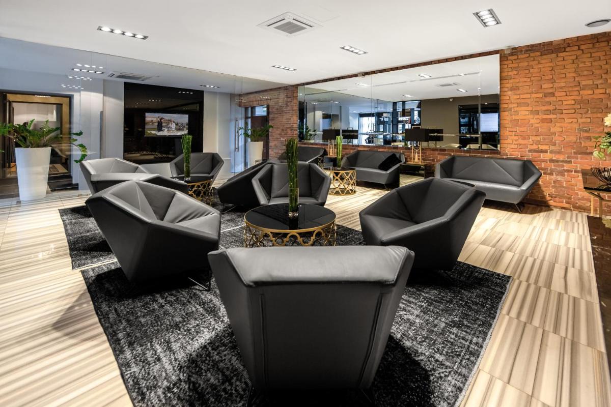 Queen Boutique Hotel