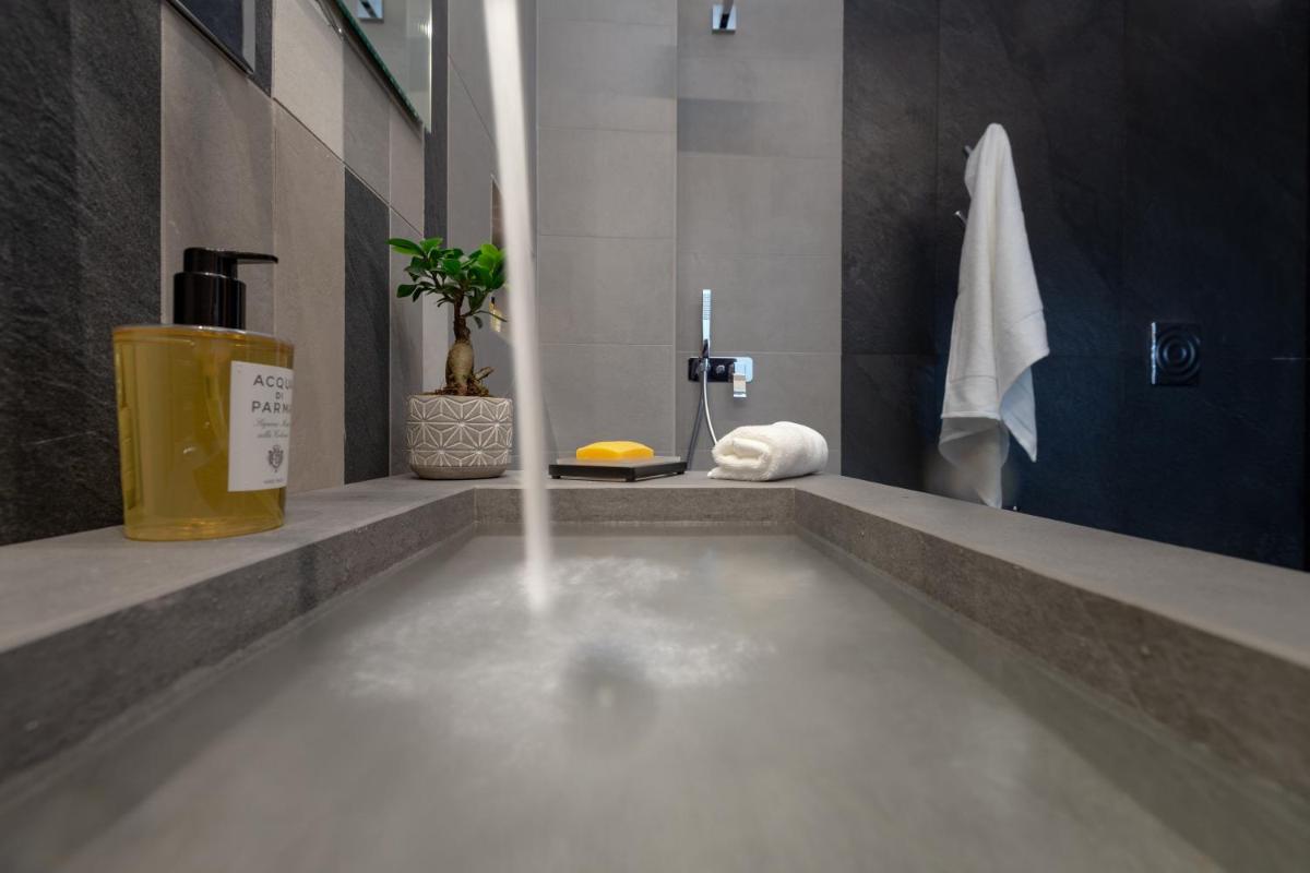 Qui Vicino boutique rooms and suites