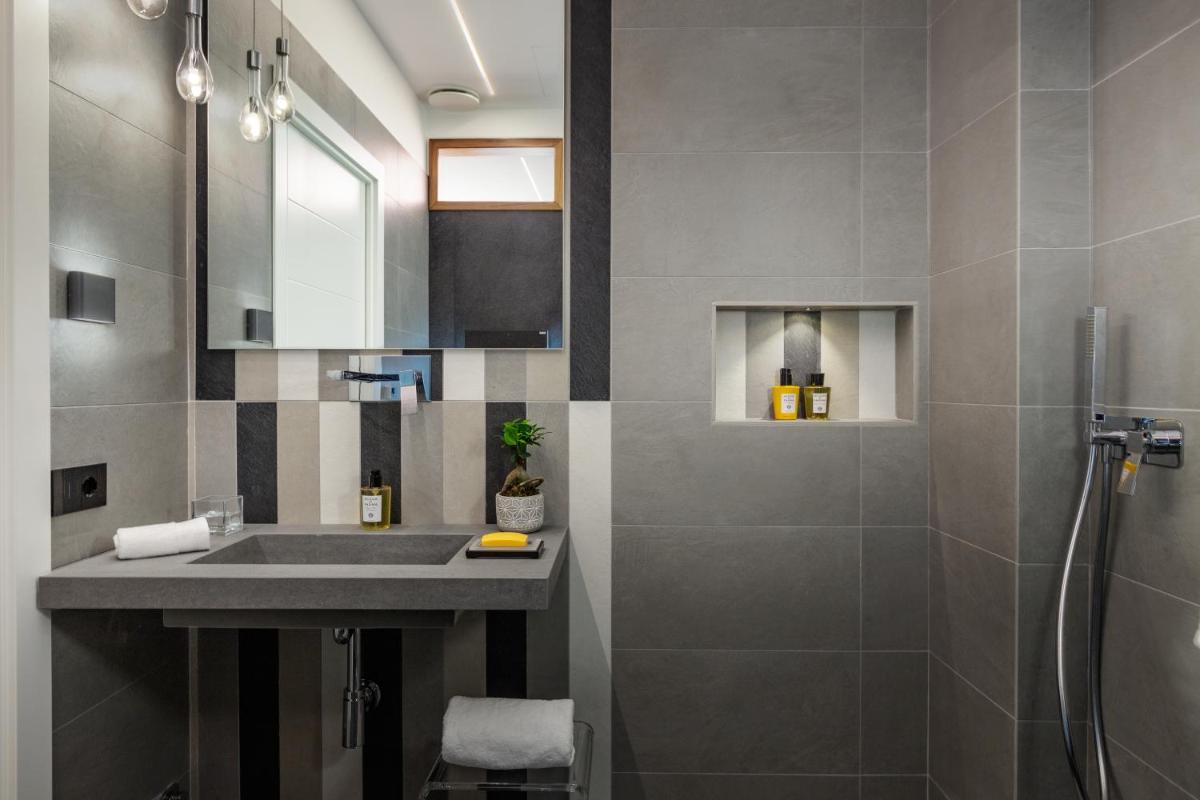 Qui Vicino boutique rooms and suites