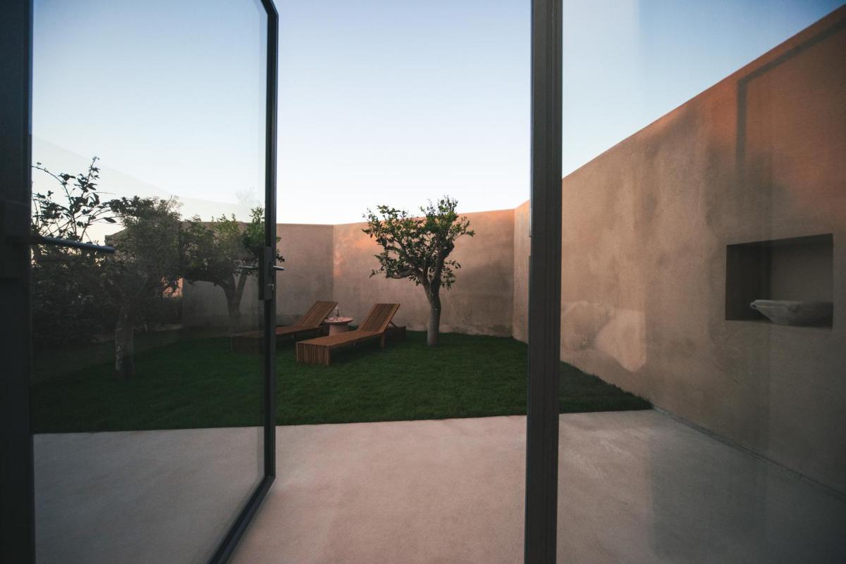 Rakalia Pure Living Sicilian Retreat