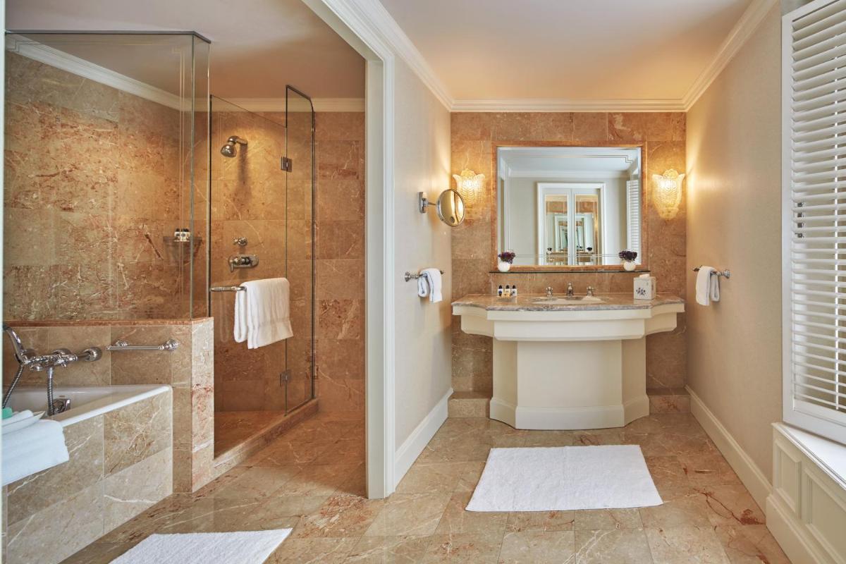 Regent Berlin by IHG