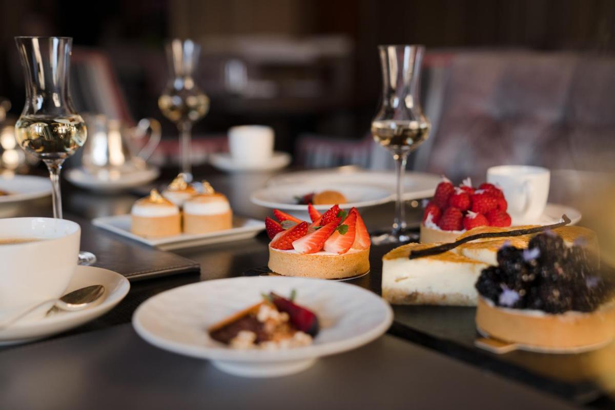 Regent Berlin by IHG