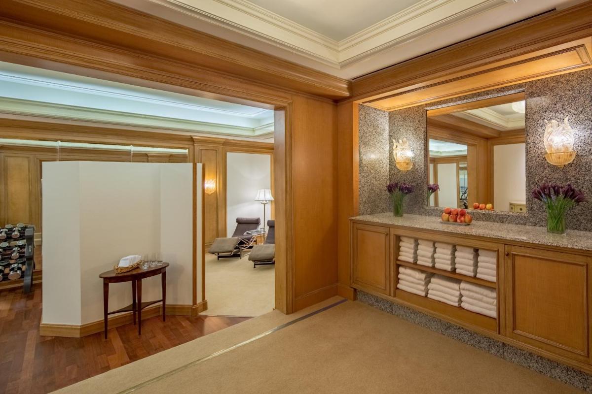 Regent Berlin by IHG