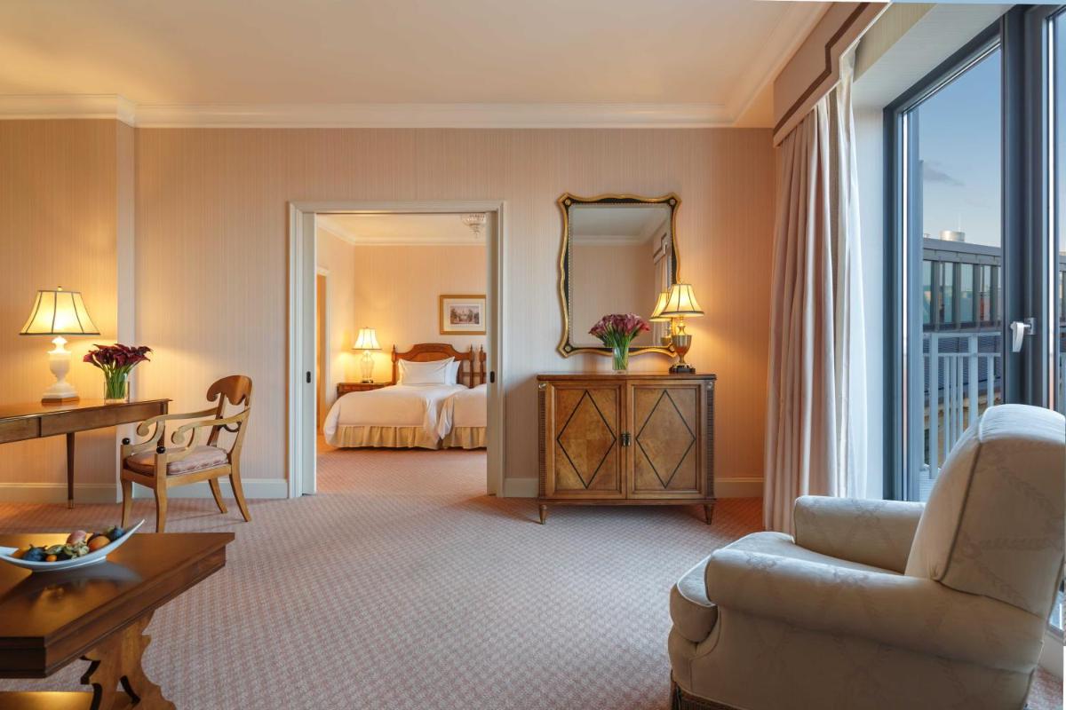 Regent Berlin by IHG