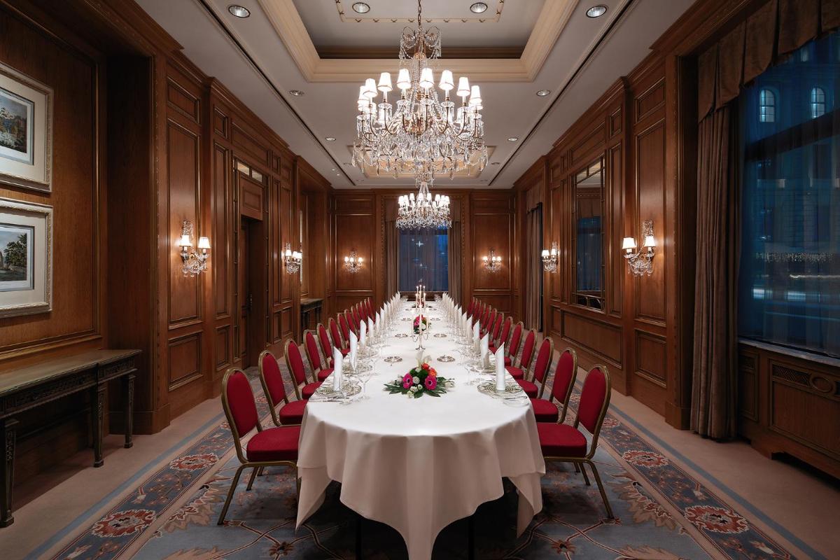 Regent Berlin by IHG