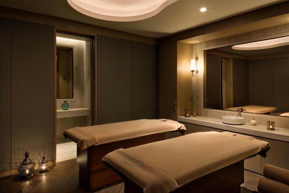 Reges, a Luxury Collection Resort & Spa, Cesme