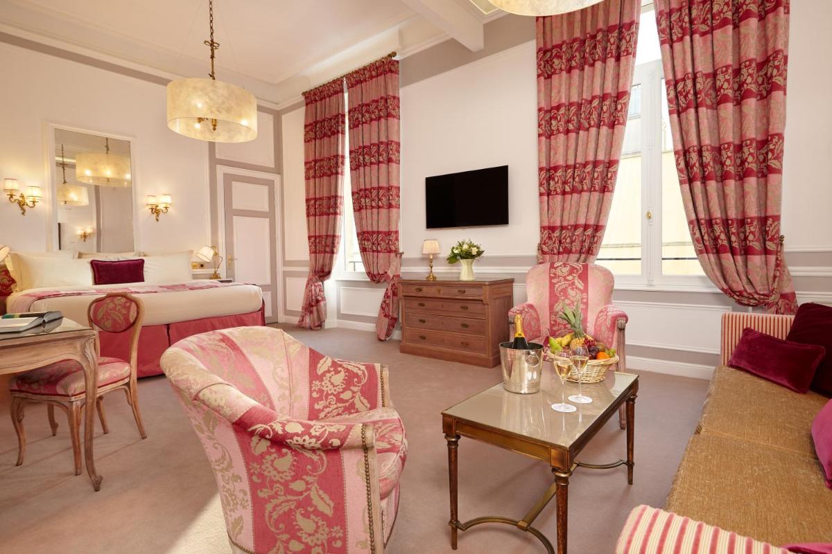 Hôtel Regina Louvre