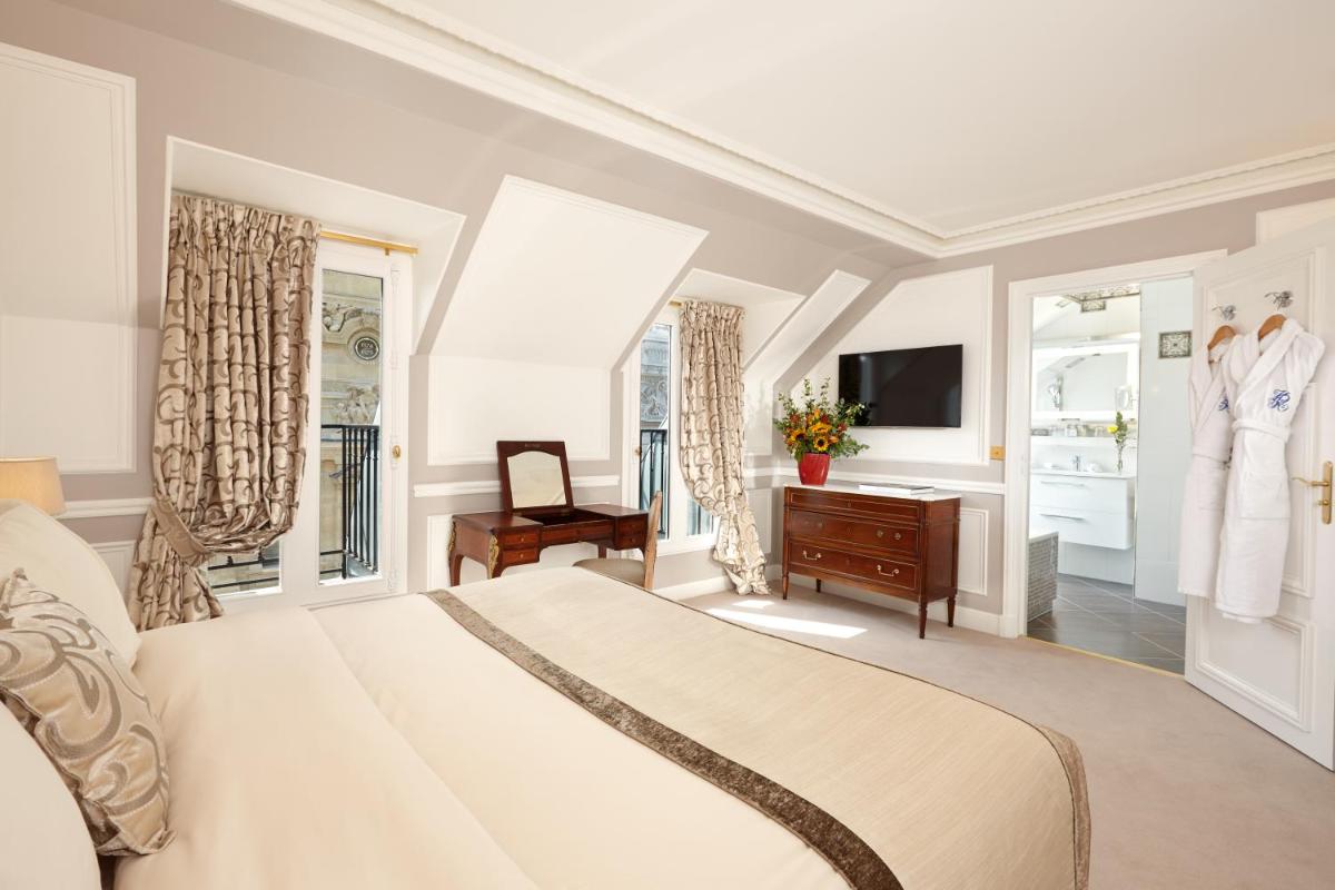 Hôtel Regina Louvre