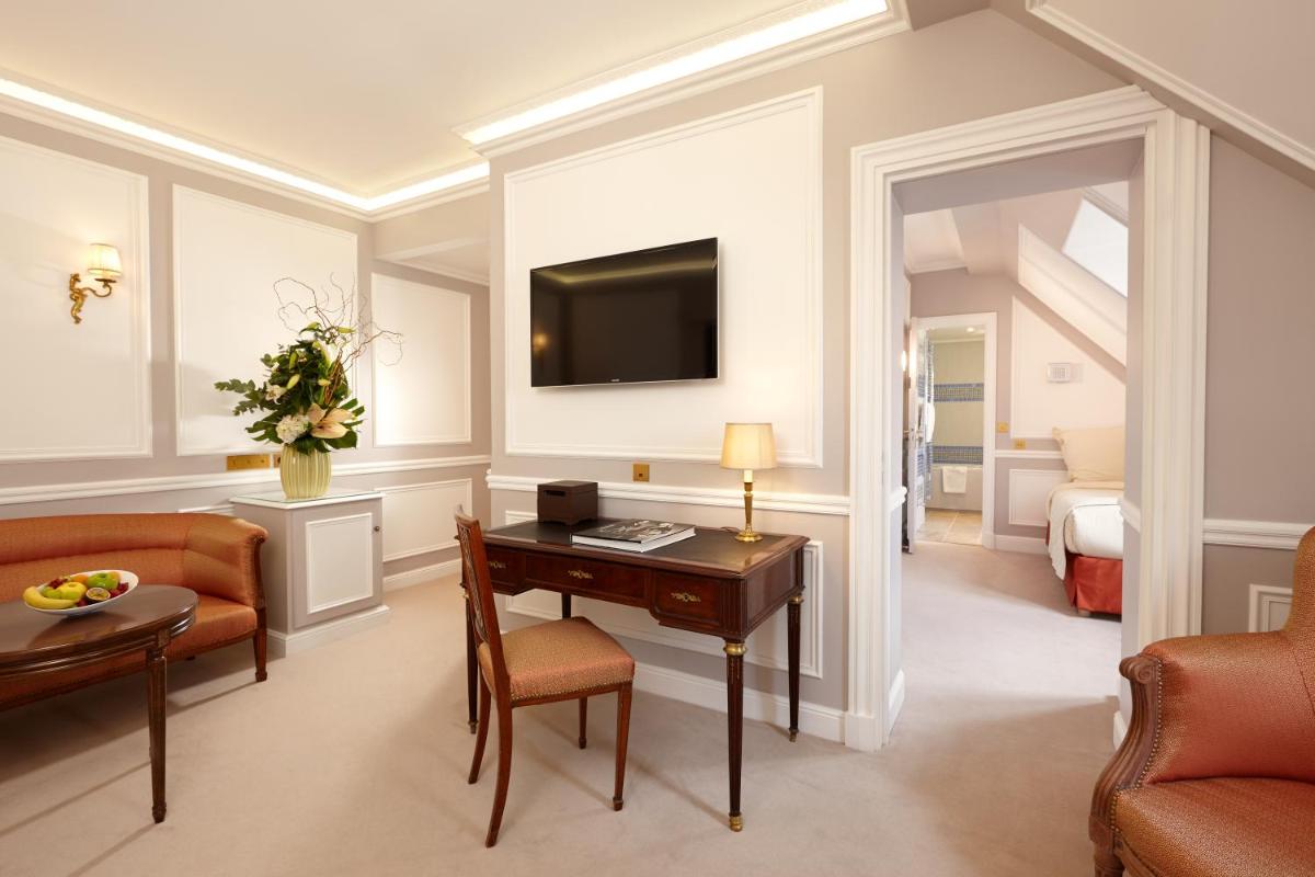 Hôtel Regina Louvre