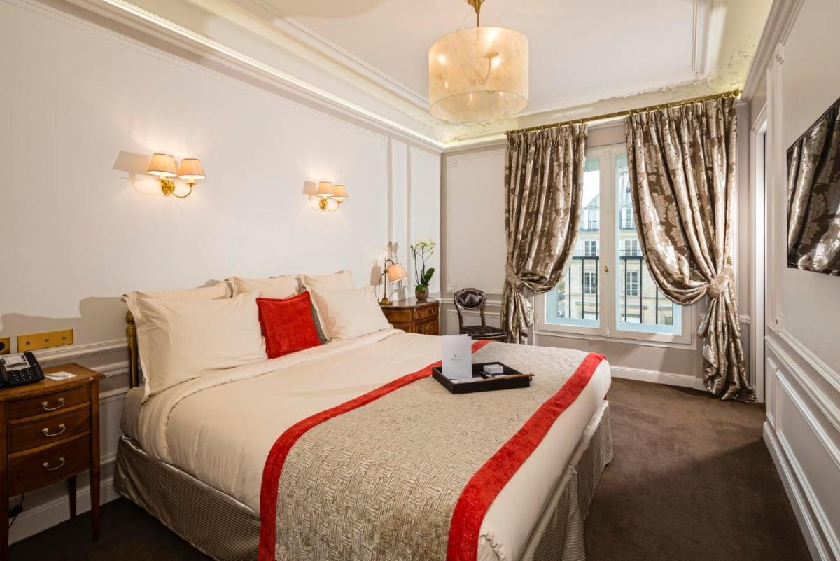 Hôtel Regina Louvre