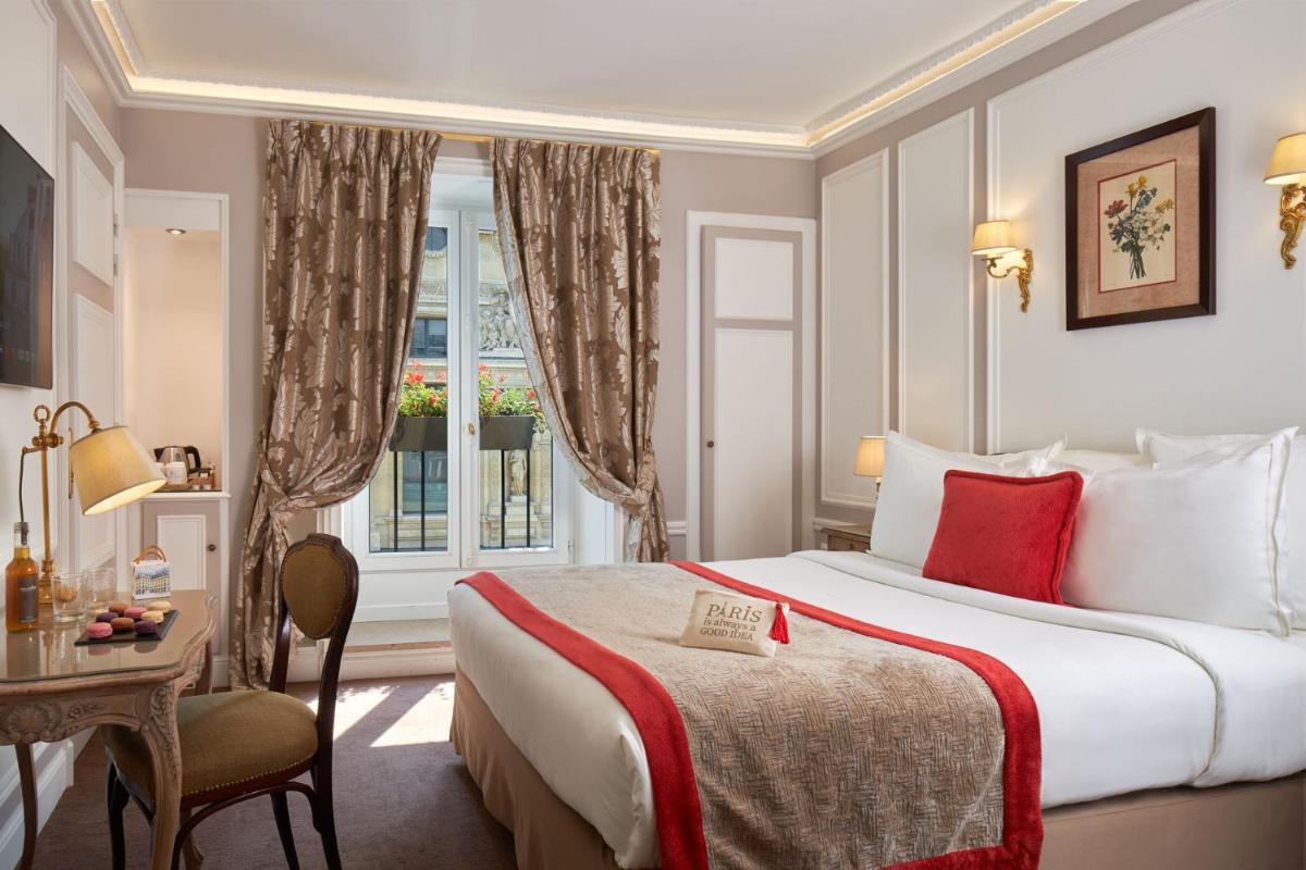 Hôtel Regina Louvre