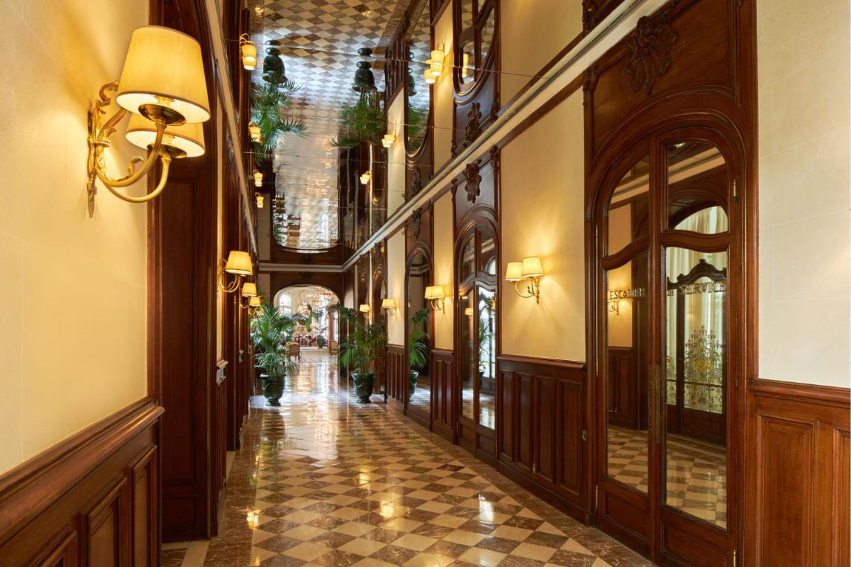 Hôtel Regina Louvre