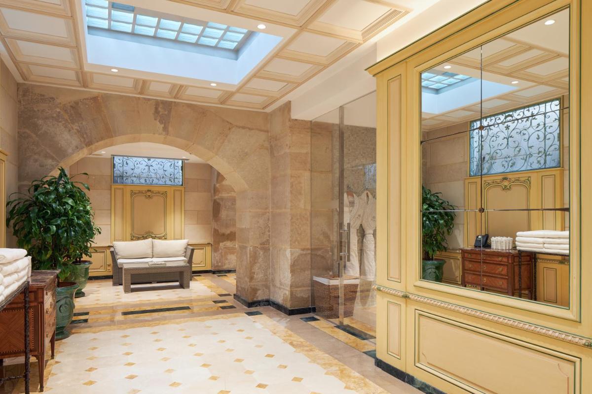 Hôtel Regina Louvre