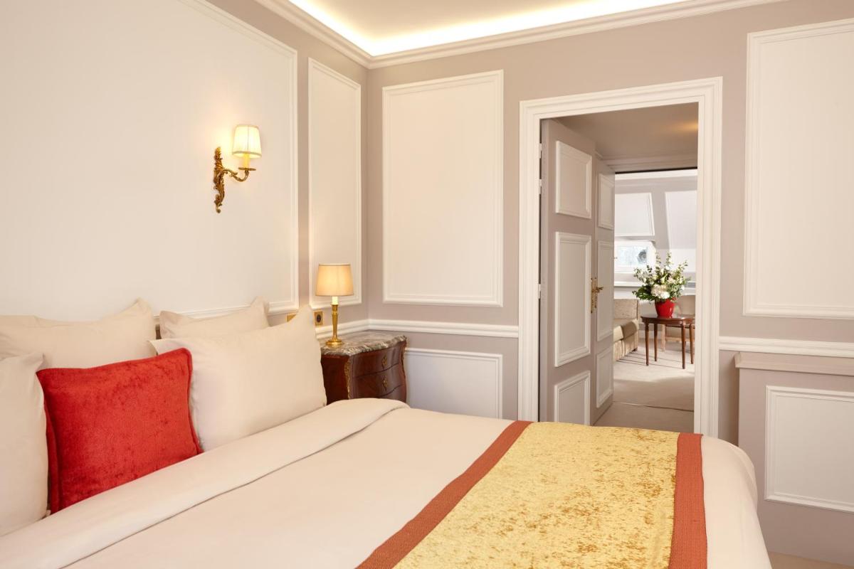 Hôtel Regina Louvre