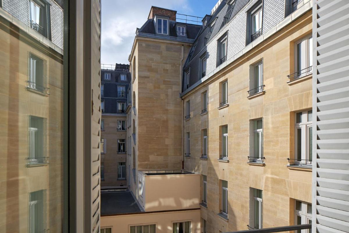Hôtel Regina Louvre