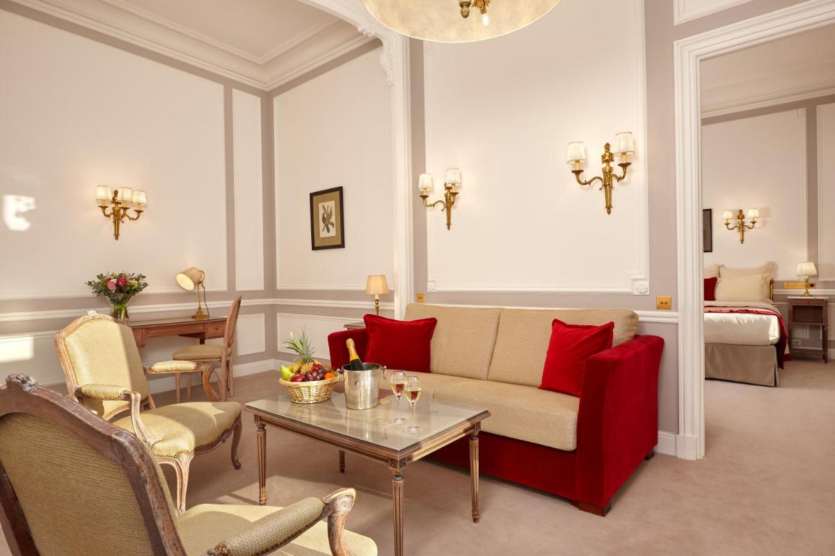Hôtel Regina Louvre