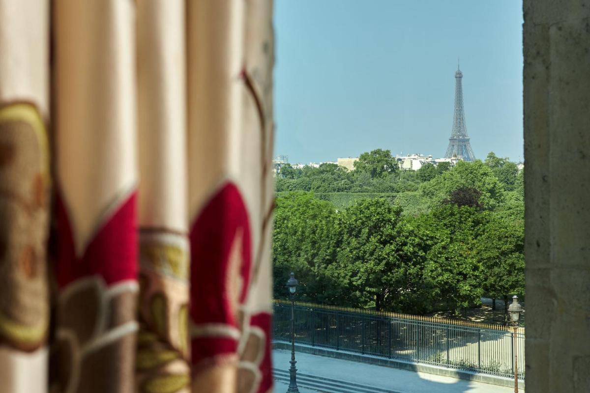 Hôtel Regina Louvre