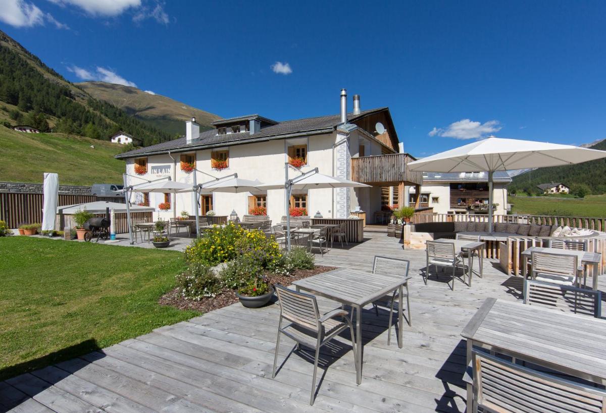 Relais & Châteaux IN LAIN Hotel Cadonau