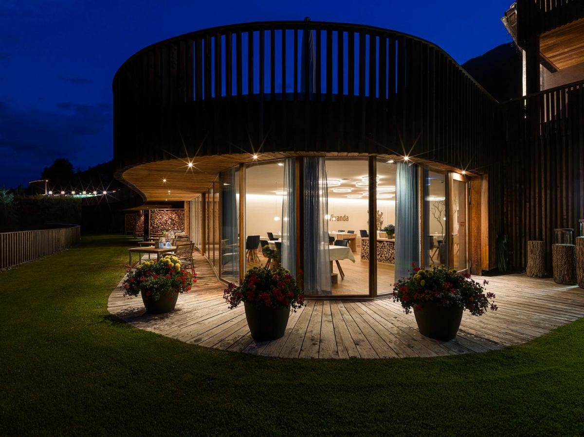 Relais & Châteaux IN LAIN Hotel Cadonau