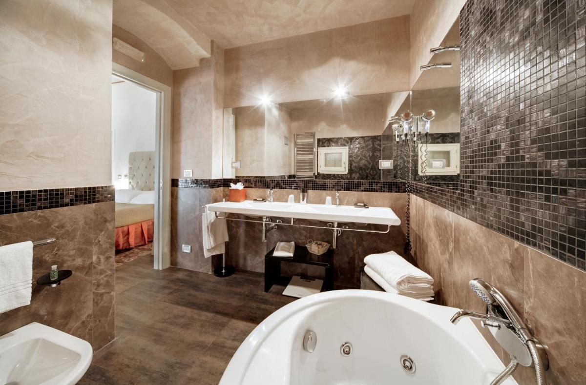 Relais Antica Badia - San Maurizio 1619