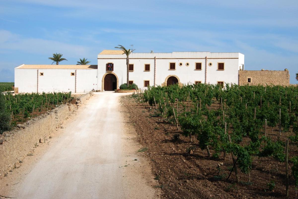 Agriturismo Baglio Donnafranca Wine Resort