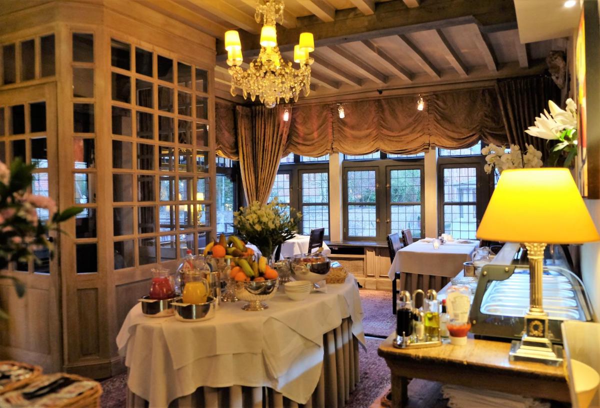 Relais Bourgondisch Cruyce, A Luxe Worldwide Hotel