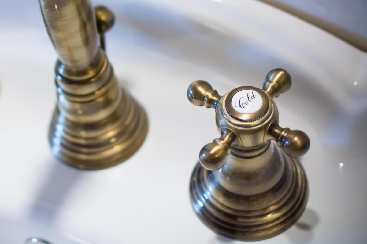 Castello Di Caccuri Suites