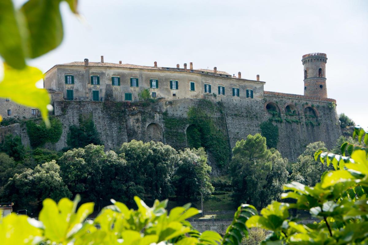 Castello Di Caccuri Suites