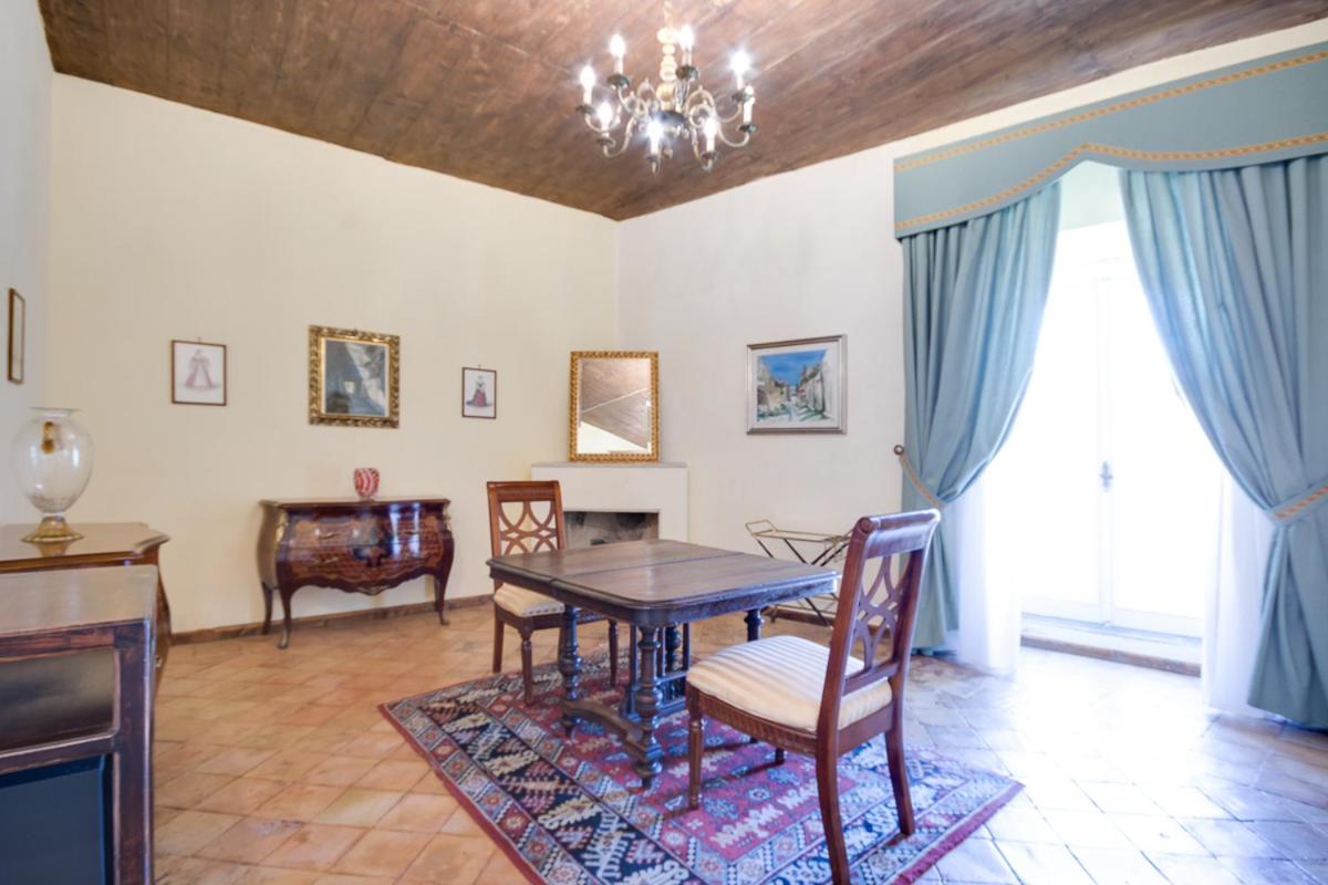 Castello Di Caccuri Suites