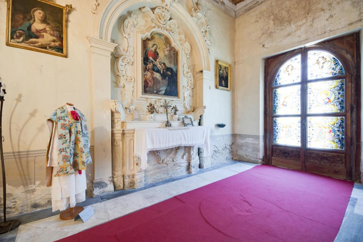 Castello Di Caccuri Suites