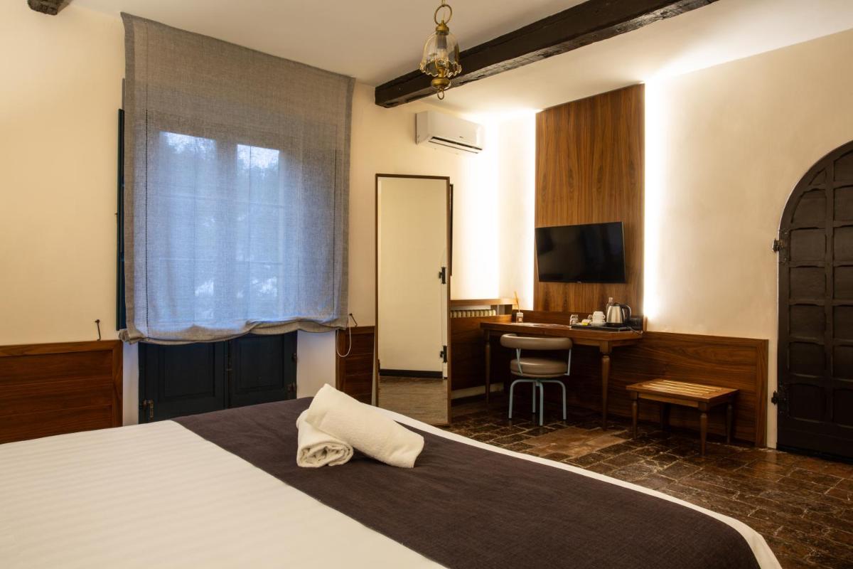 La Loggia Historic Resort