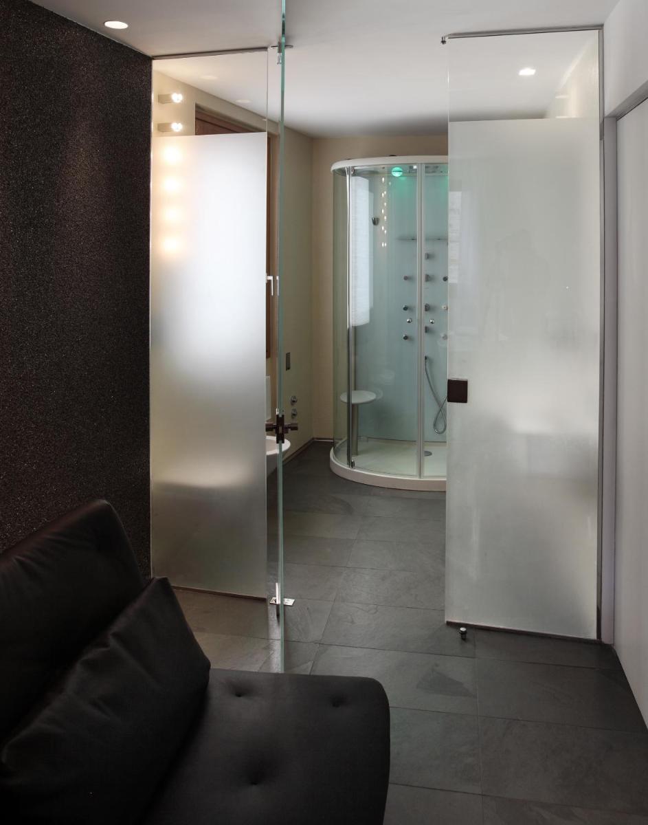 La Loggia Historic Resort