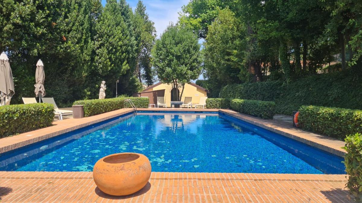 La Loggia Historic Resort