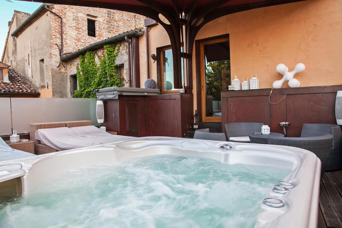 La Loggia Historic Resort - Albergo Diffuso