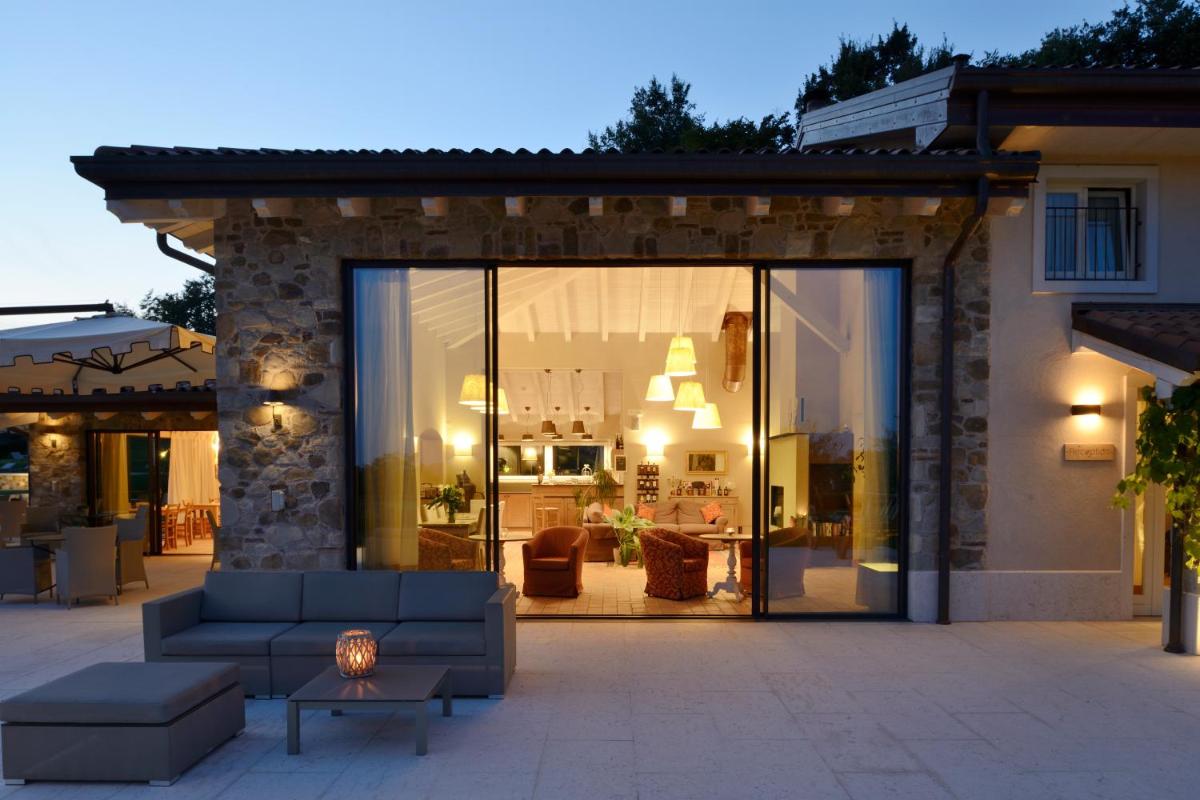 Relais Rossar Boutique Hotel Garda & Hills