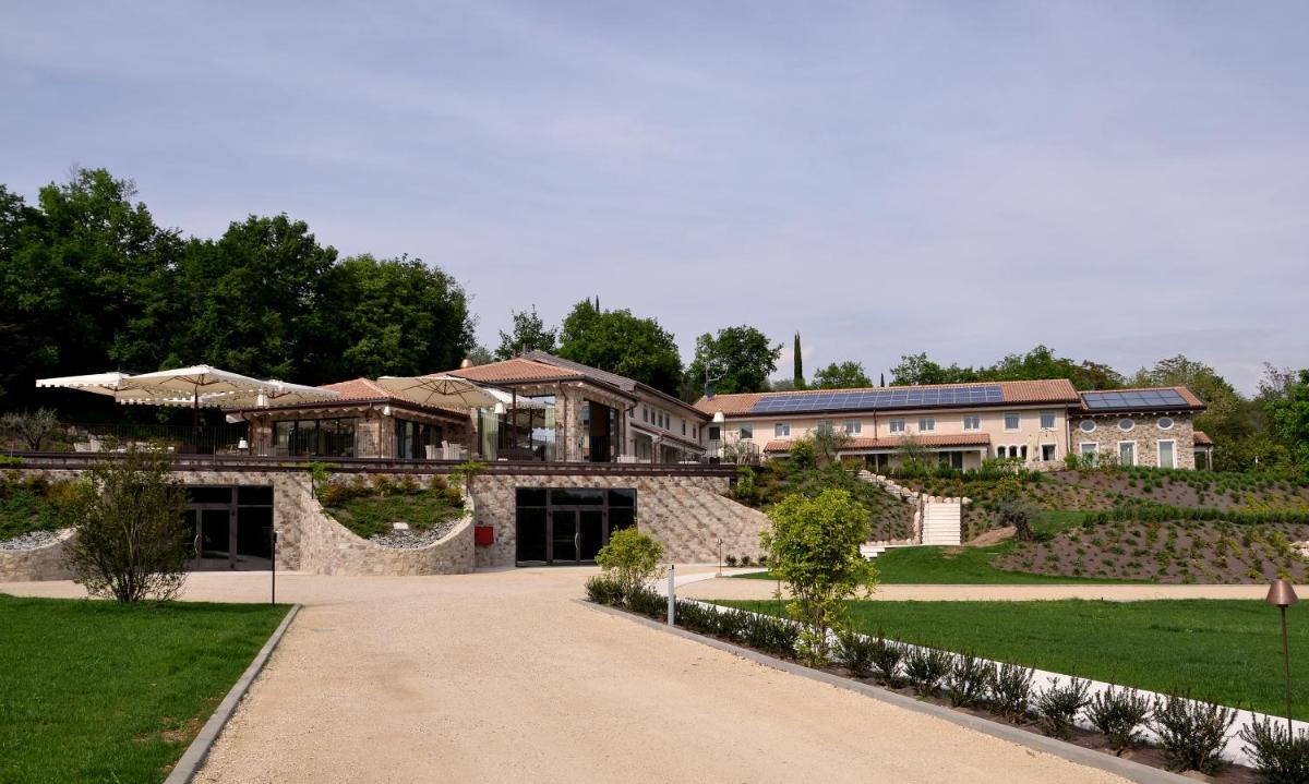 Relais Rossar Boutique Hotel Garda & Hills