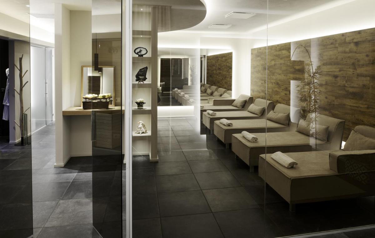 Relais Rossar Boutique Hotel Garda & Hills