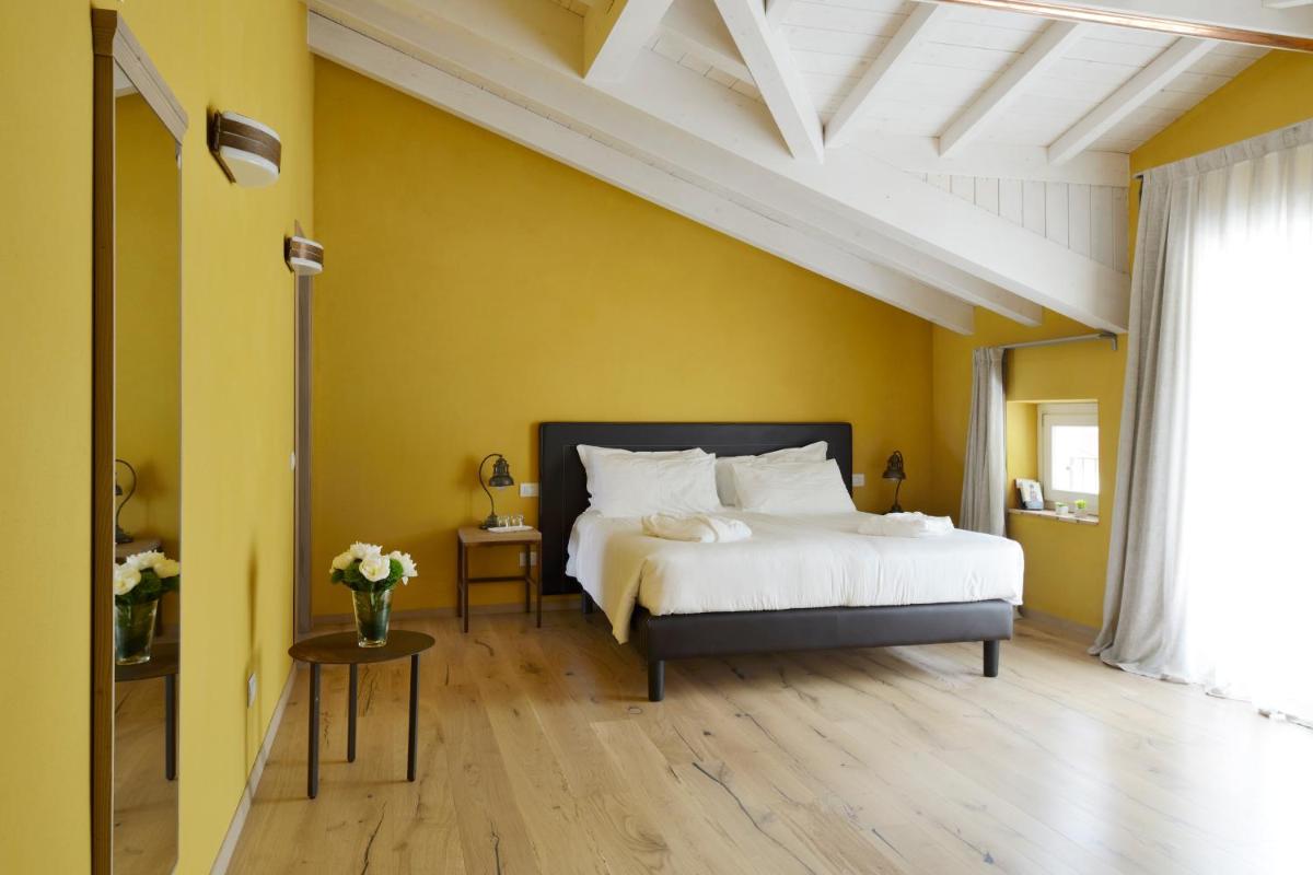 Relais Rossar Boutique Hotel Garda & Hills