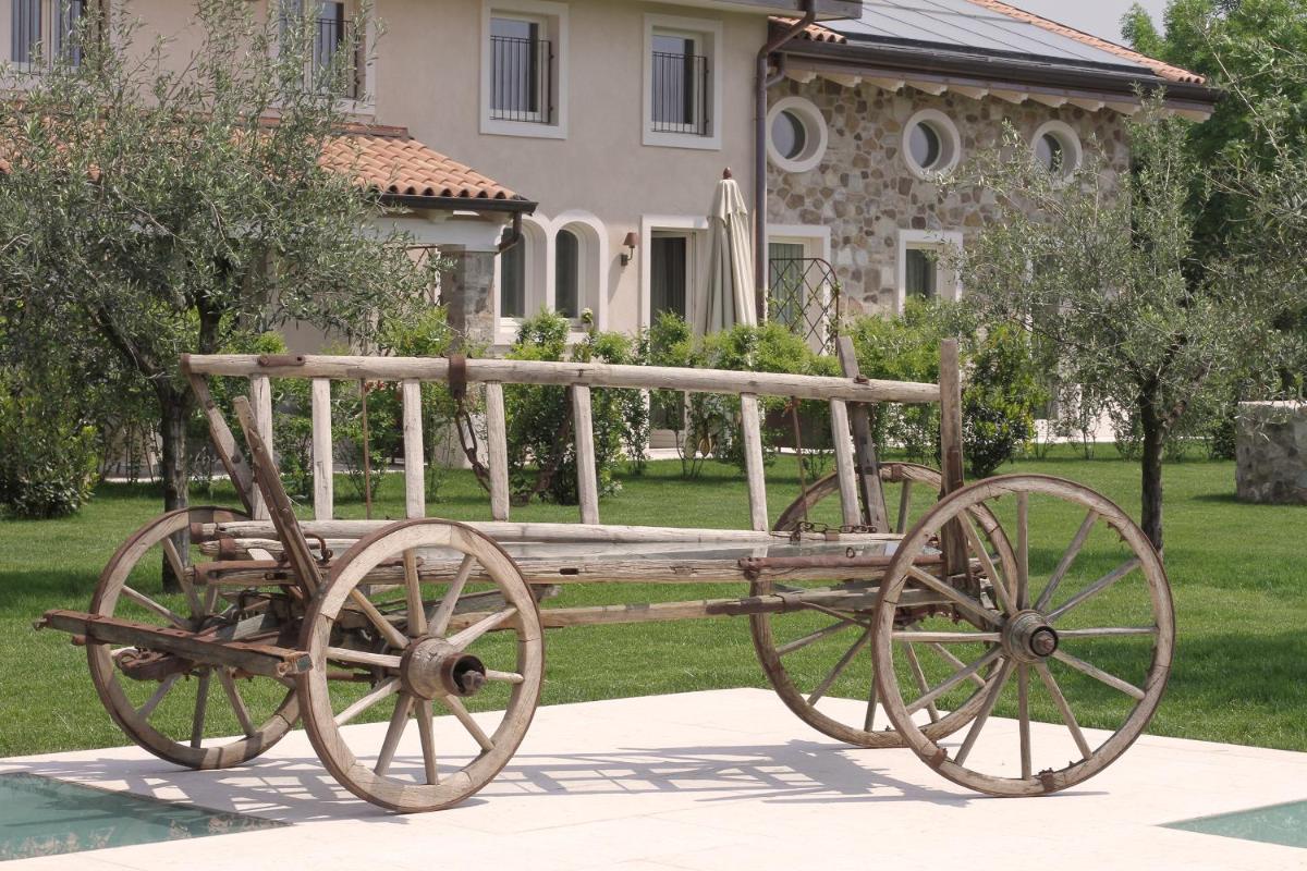 Relais Rossar Boutique Hotel Garda & Hills