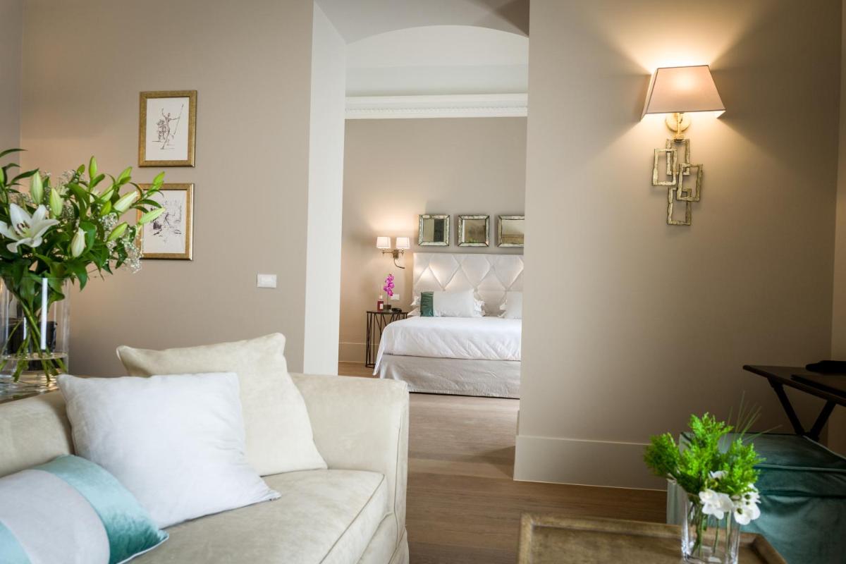 Villa Lanzirotti Luxury Property